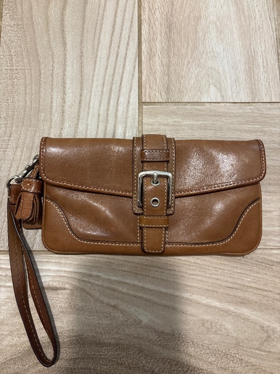 Coach Handbags - Brown coach wristlet